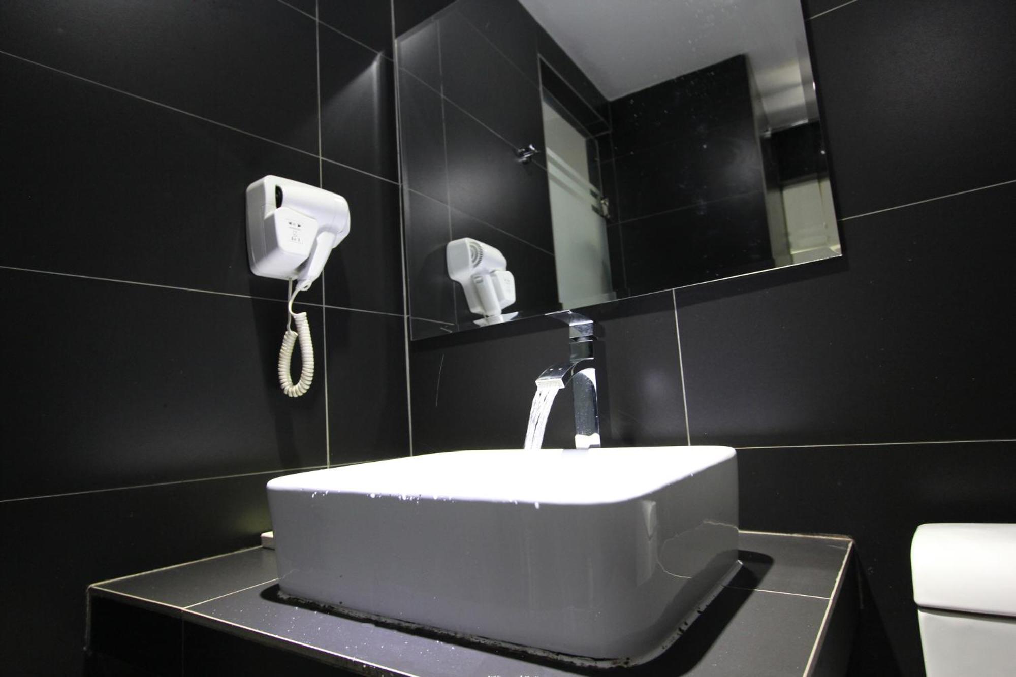Hotel 99 Kuala Lumpur City Pokoj fotografie